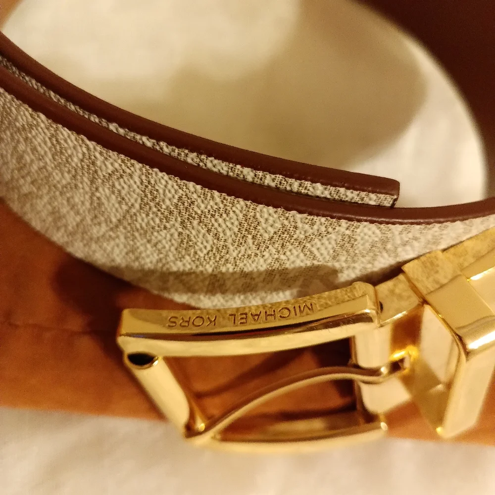 Michael Kors reversible women's belt white and brown 37 inches